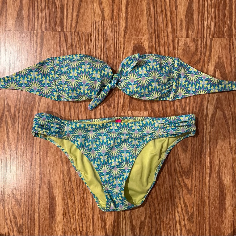 Victoria’s Secret Bandeau Bikini